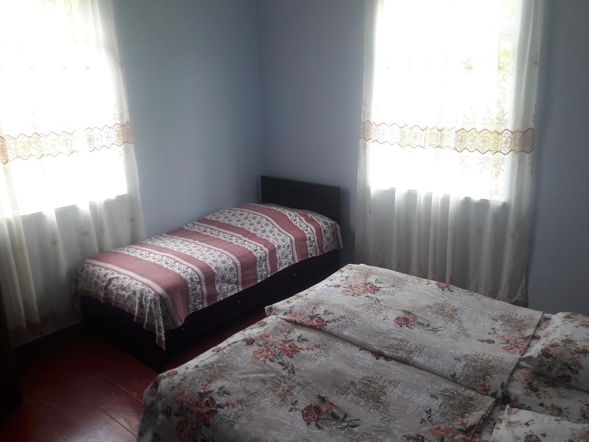 Joni Guest House Batumi Ngoại thất bức ảnh